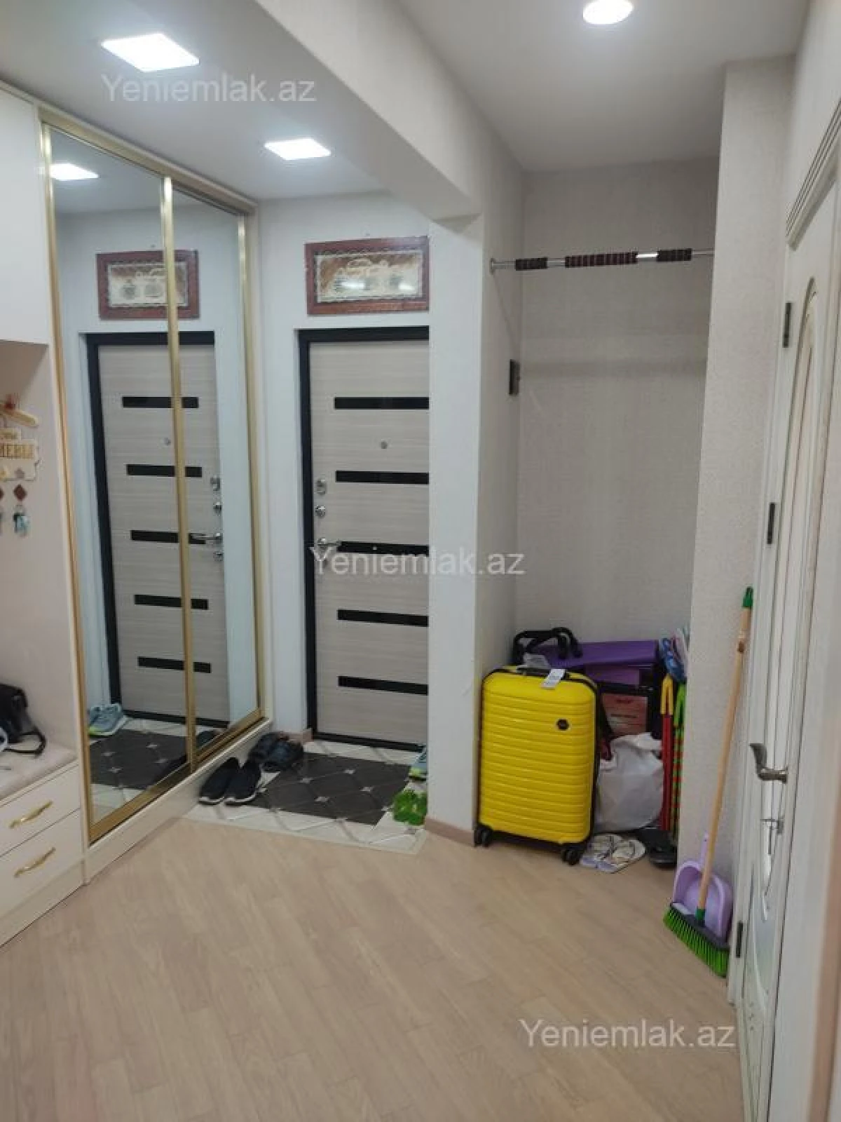 Satılır 3 otaqlı köhnə tikili 75 m²