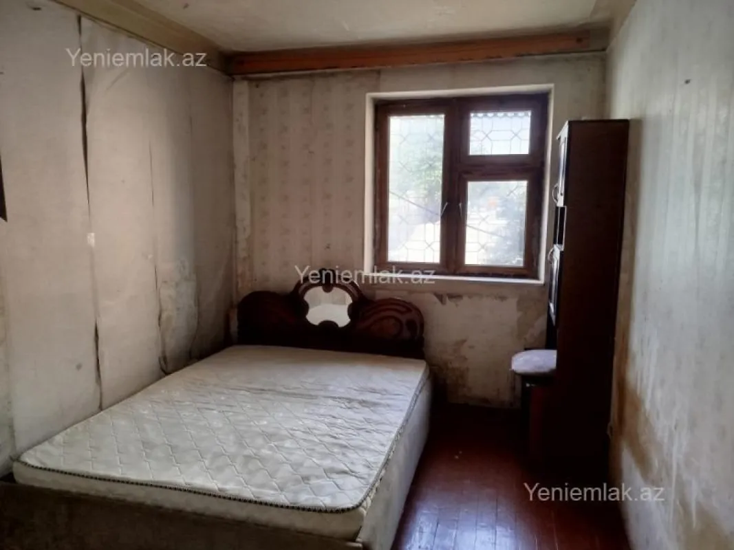 Satılır 3 otaqlı köhnə tikili 73 m²