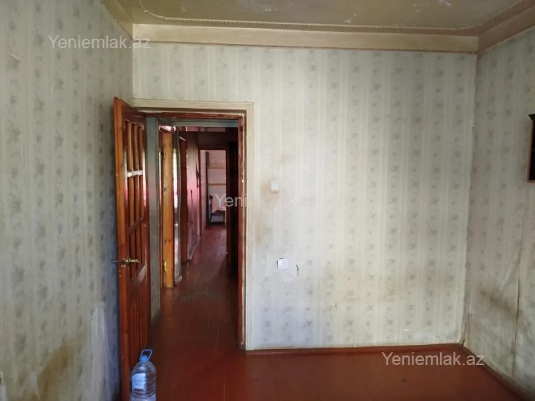 Satılır 3 otaqlı köhnə tikili 73 m²