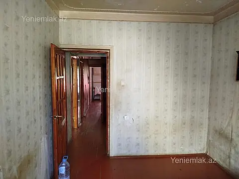 Satılır 3 otaqlı köhnə tikili 73 m²