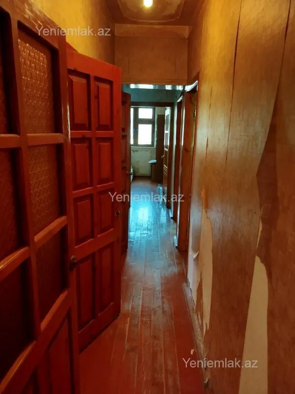 Satılır 3 otaqlı köhnə tikili 73 m²