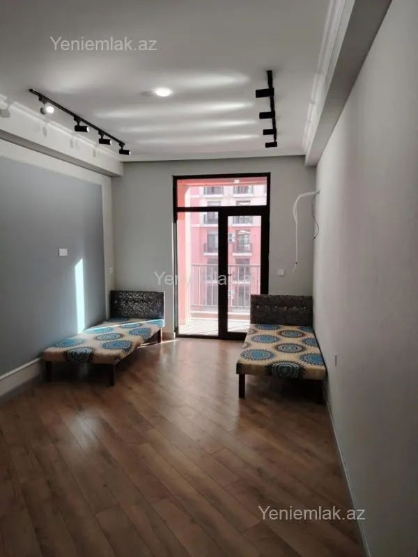 Satılır 2 otaqlı yeni tikili 65 m²
