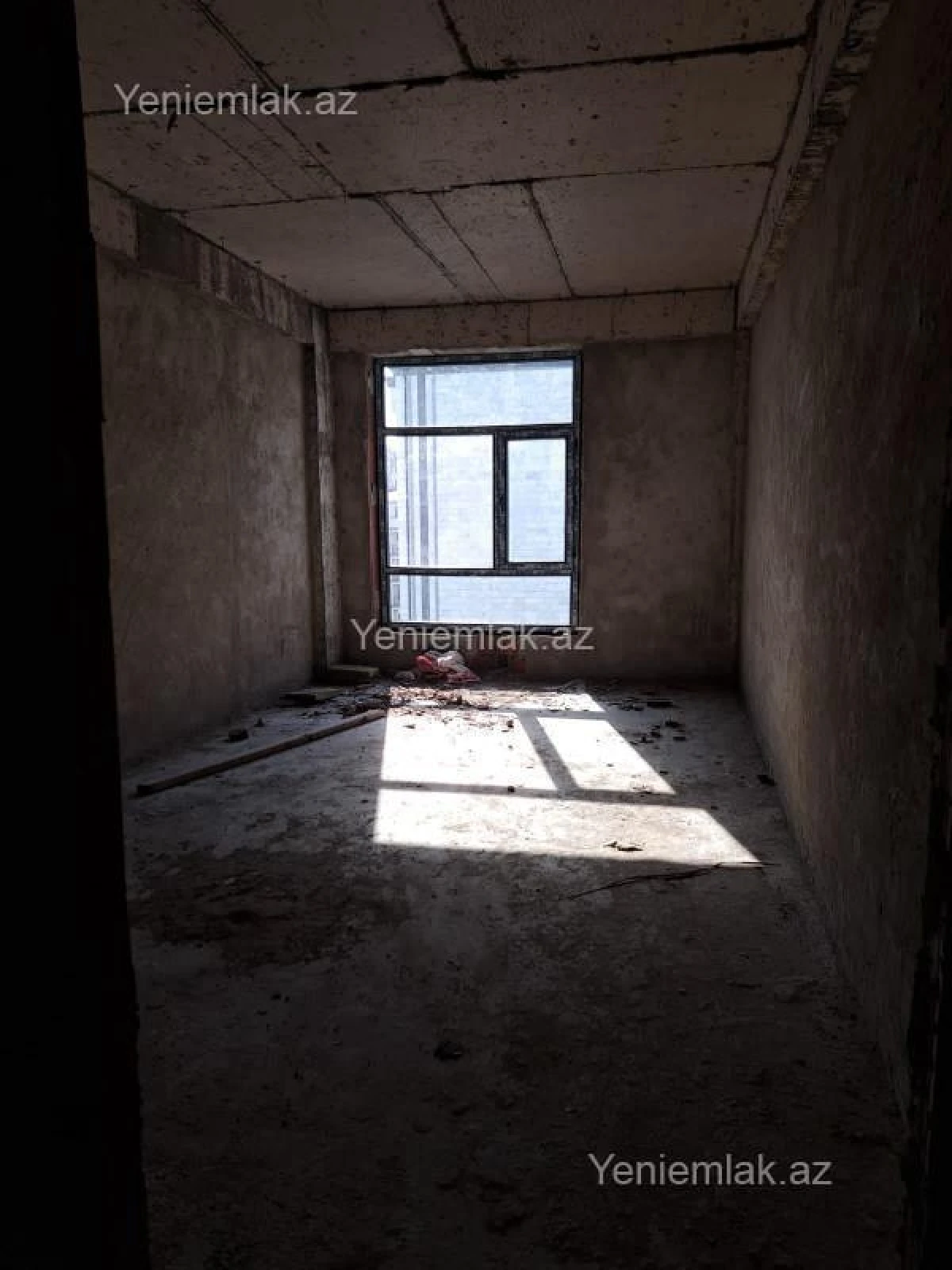 Satılır 2 otaqlı yeni tikili 82 m²