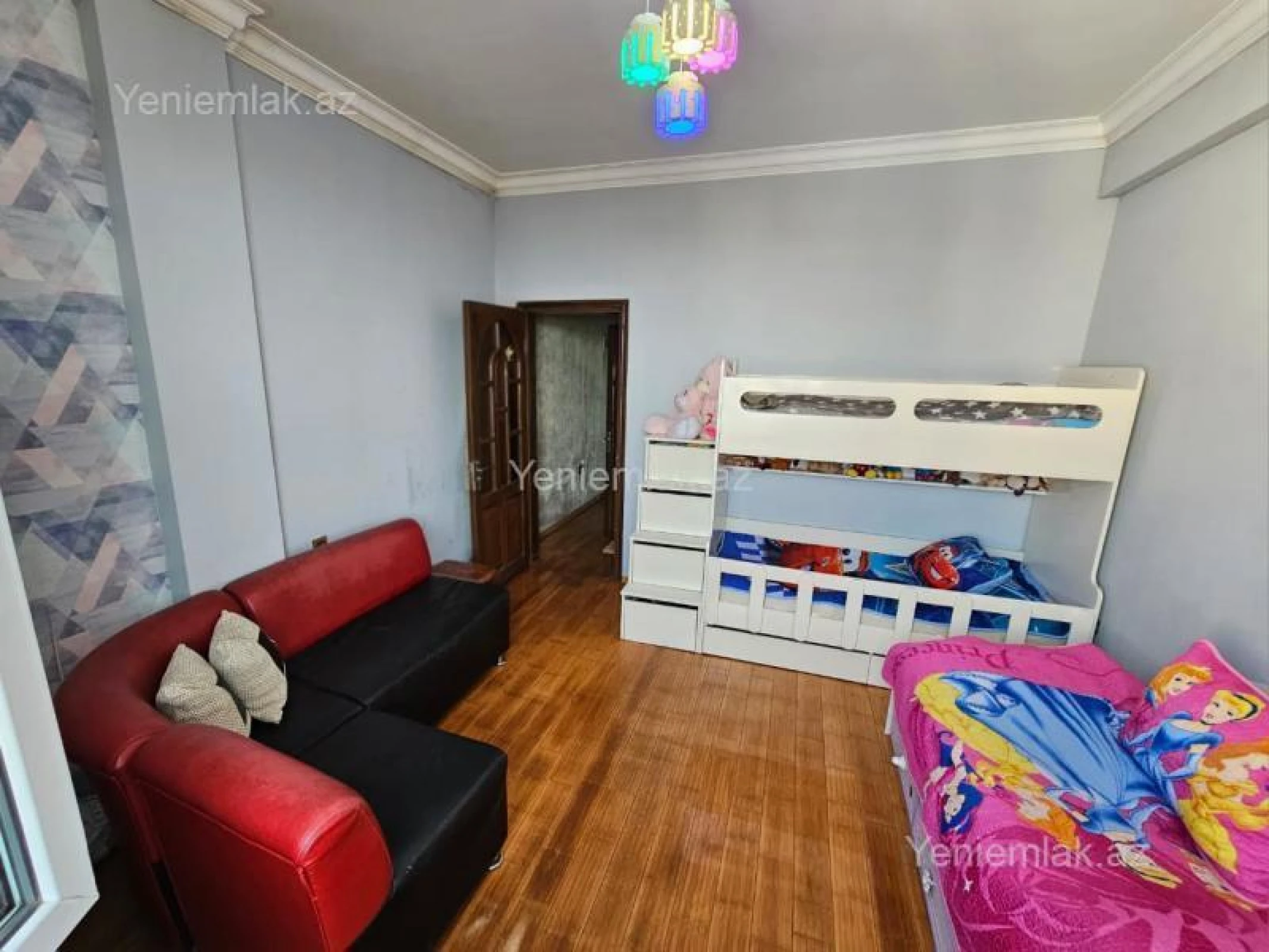 Satılır 3 otaqlı yeni tikili 84 m²