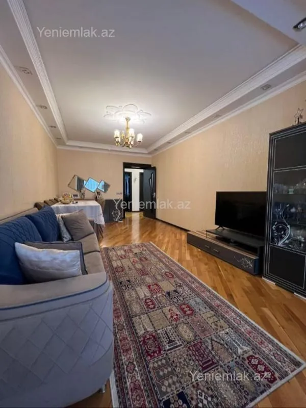 Satılır 3 otaqlı yeni tikili 90 m²