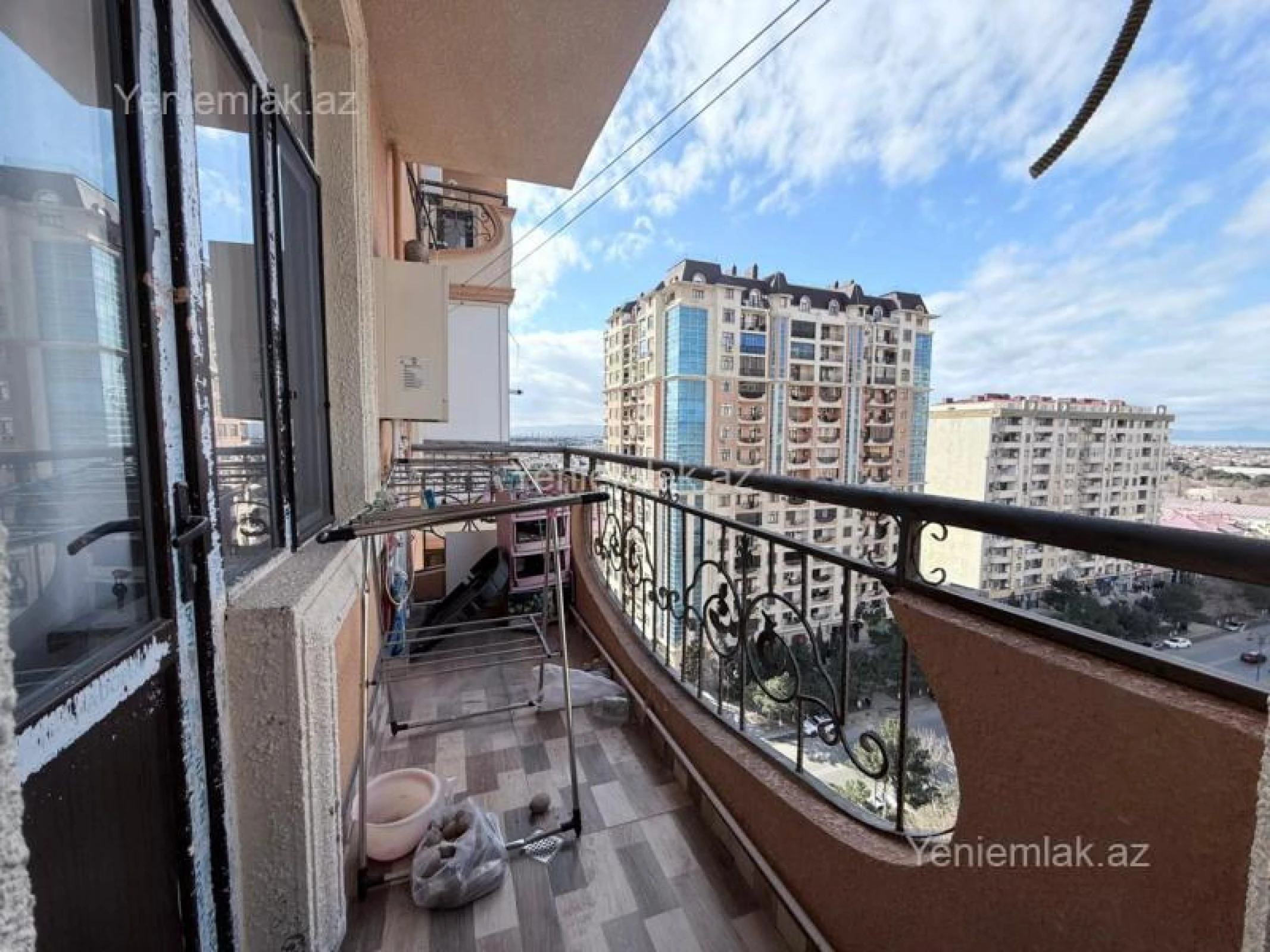 Satılır 2 otaqlı yeni tikili 63 m²