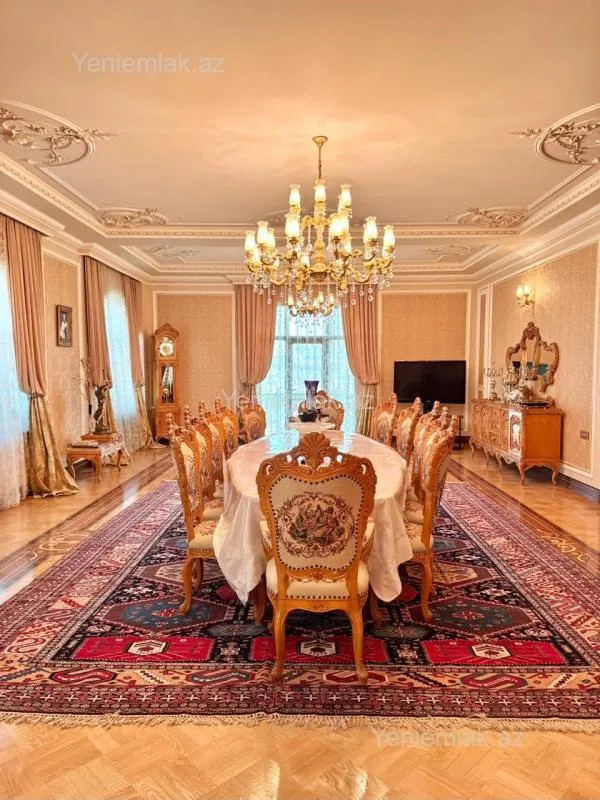 Satılır 16 otaqlı həyət evi 6000 m²