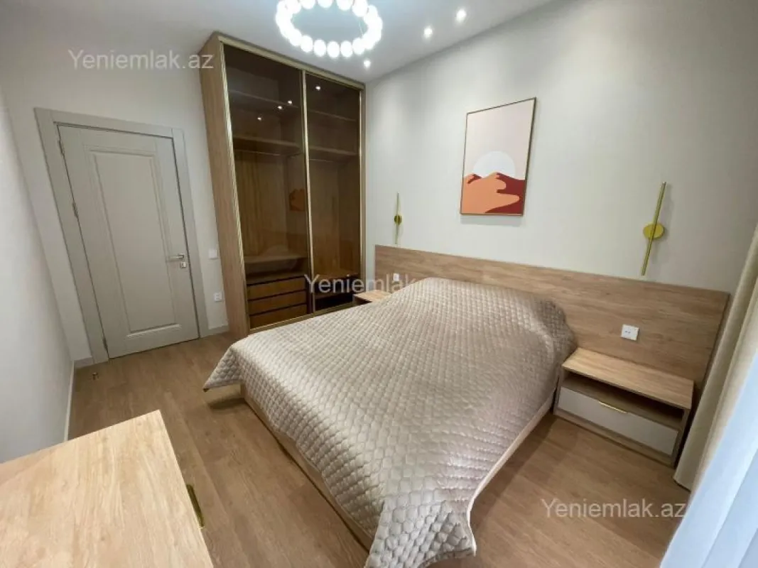 Satılır 2 otaqlı yeni tikili 68 m²