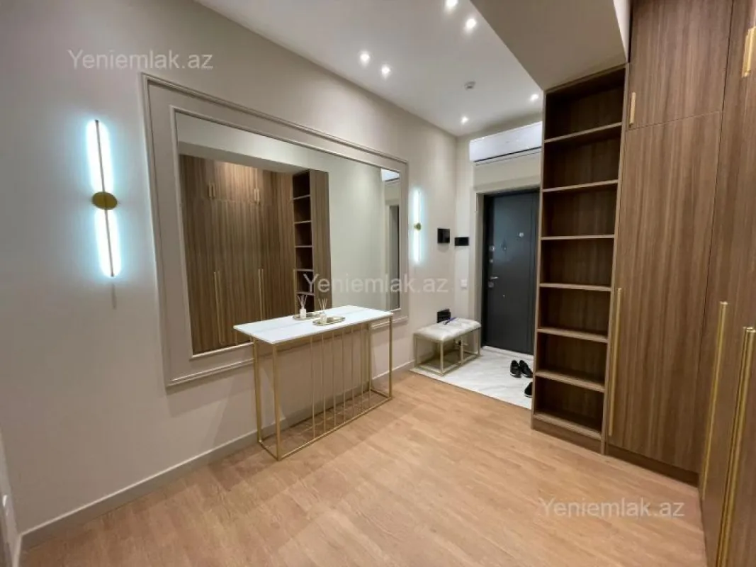 Satılır 2 otaqlı yeni tikili 68 m²