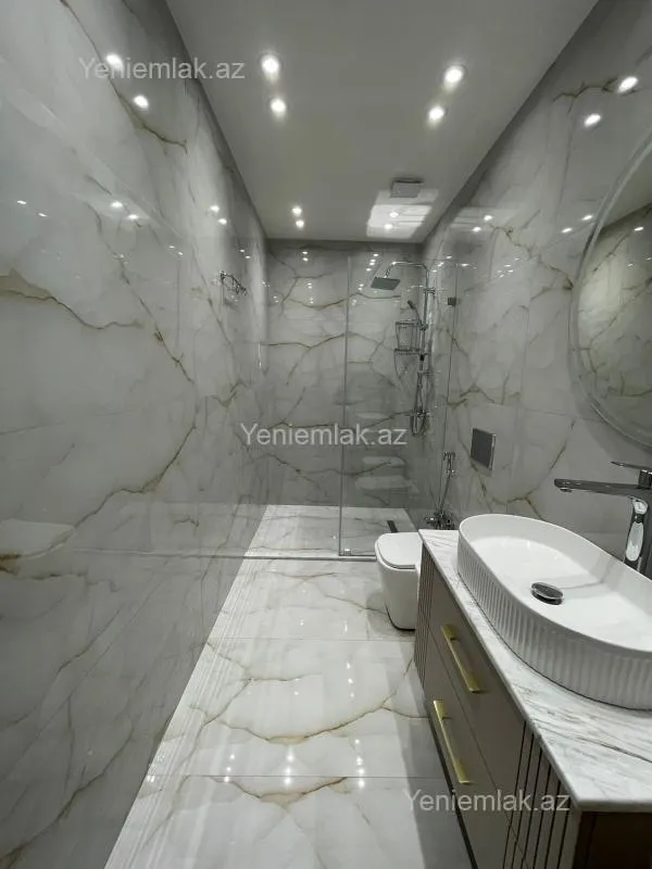 Satılır 2 otaqlı yeni tikili 68 m²