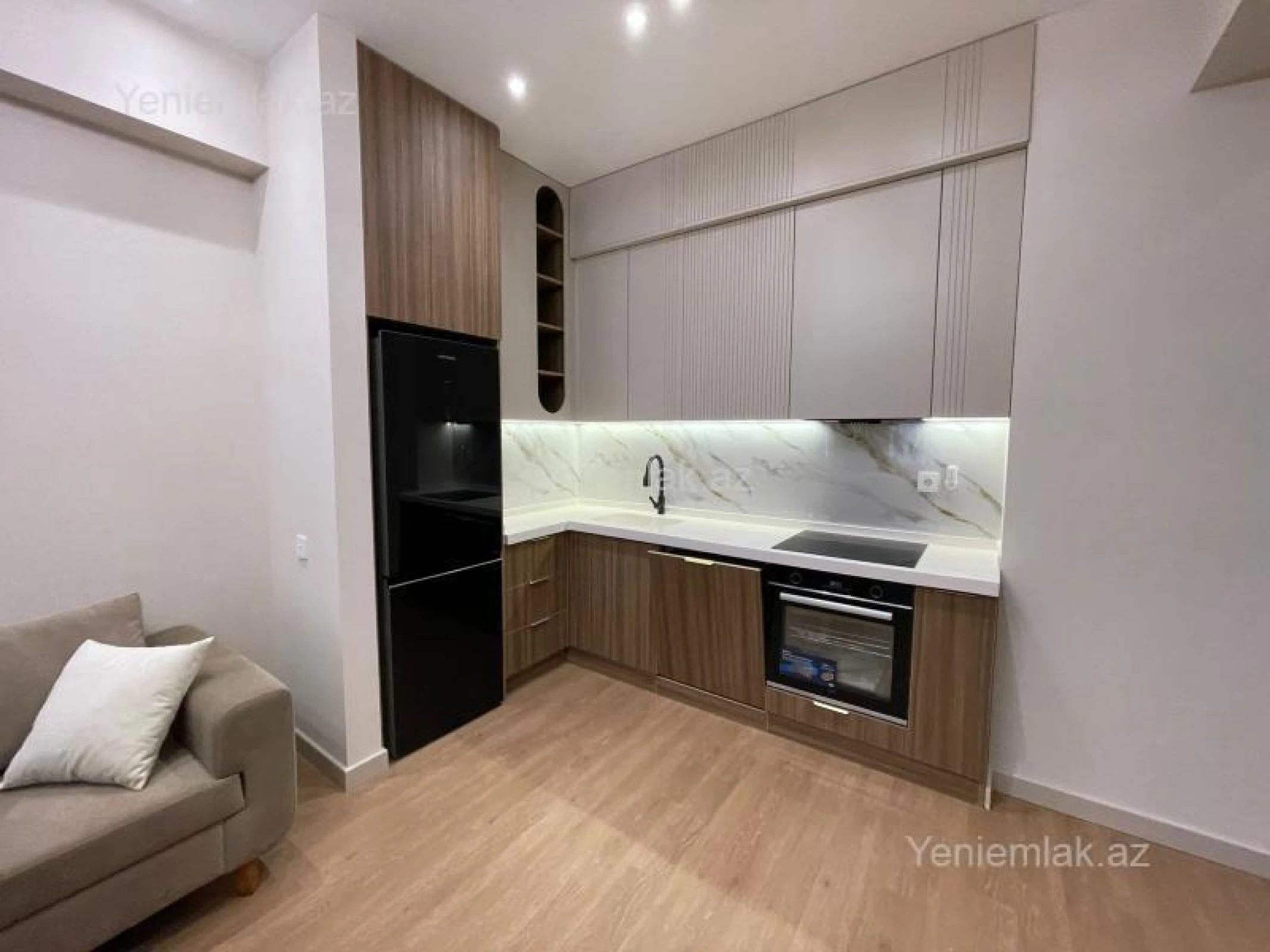 Satılır 2 otaqlı yeni tikili 68 m²