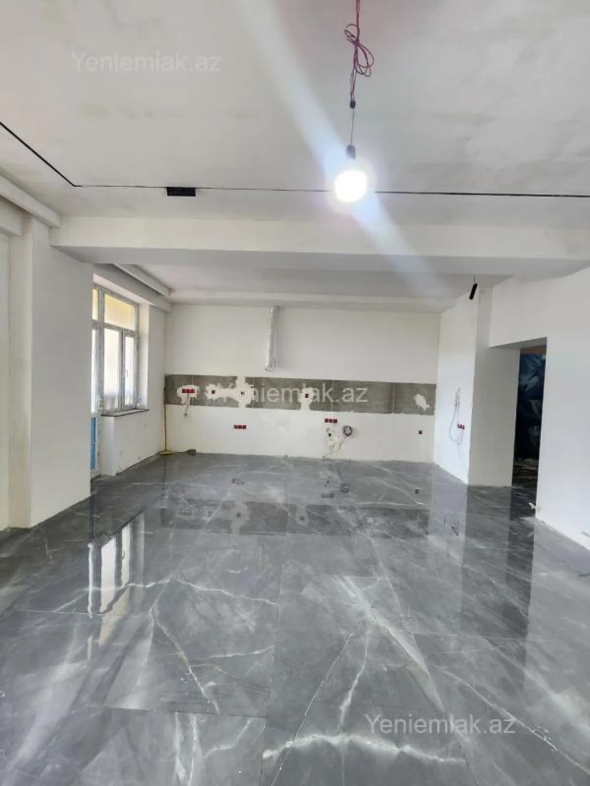 Satılır 3 otaqlı yeni tikili 95 m²