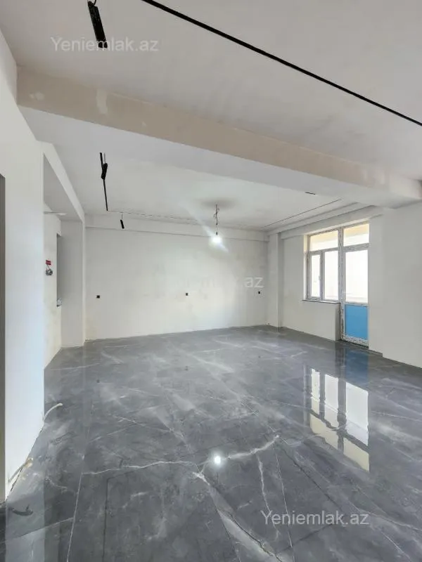Satılır 3 otaqlı yeni tikili 95 m²