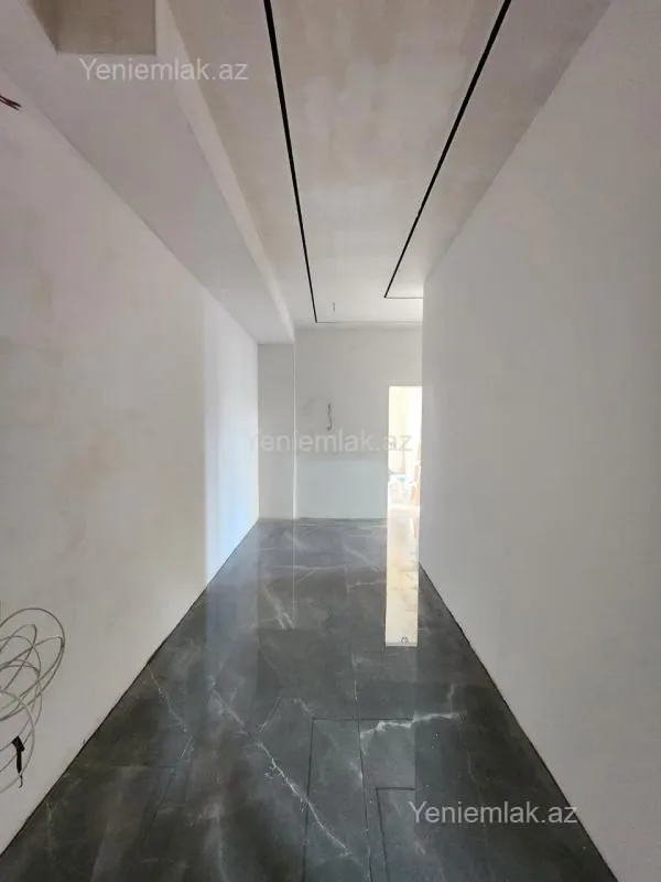 Satılır 3 otaqlı yeni tikili 95 m²