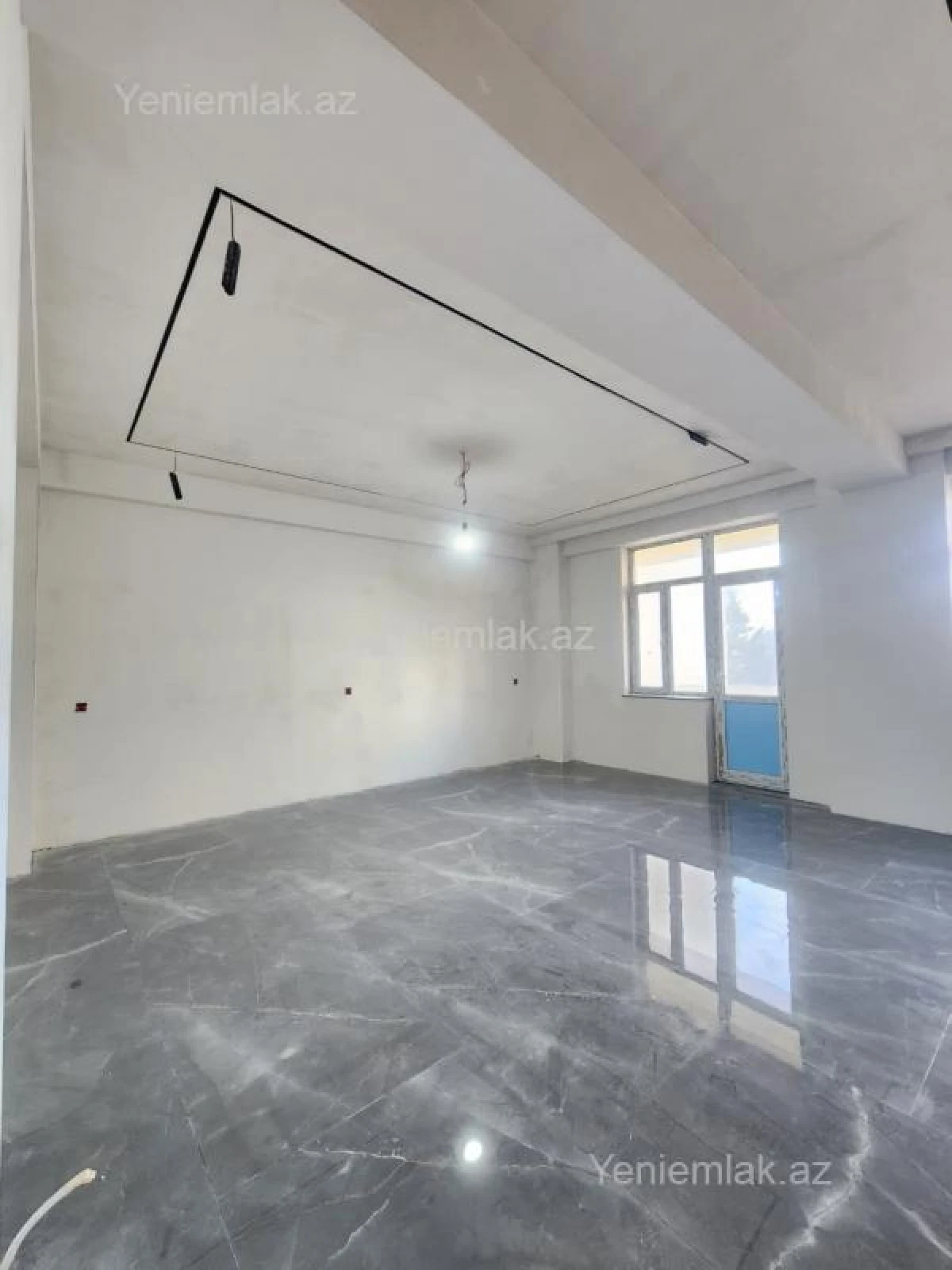 Satılır 3 otaqlı yeni tikili 95 m²