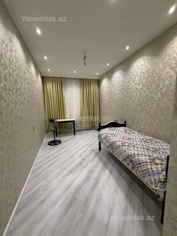 Satılır 2 otaqlı yeni tikili 70 m²