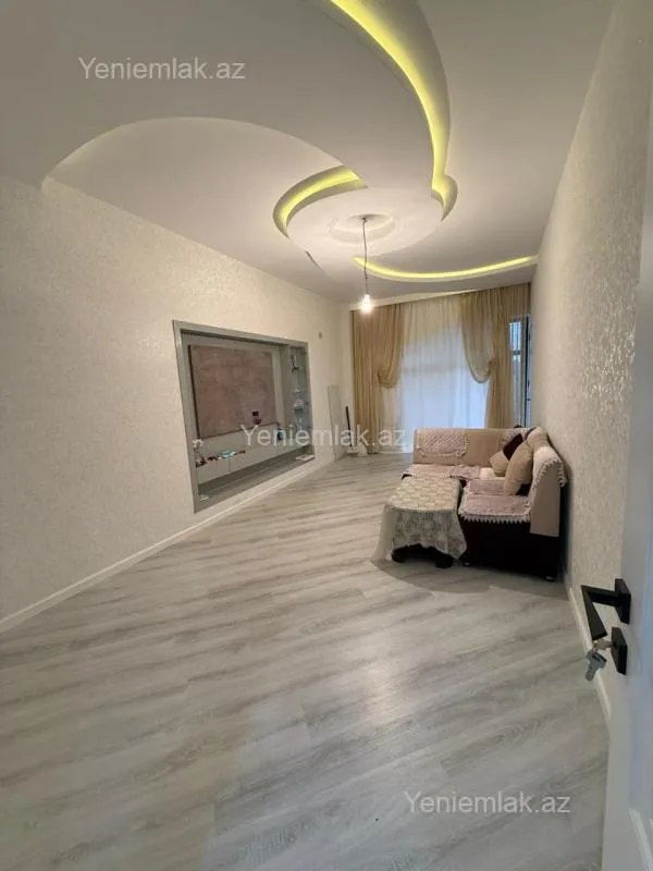 Satılır 2 otaqlı yeni tikili 70 m²