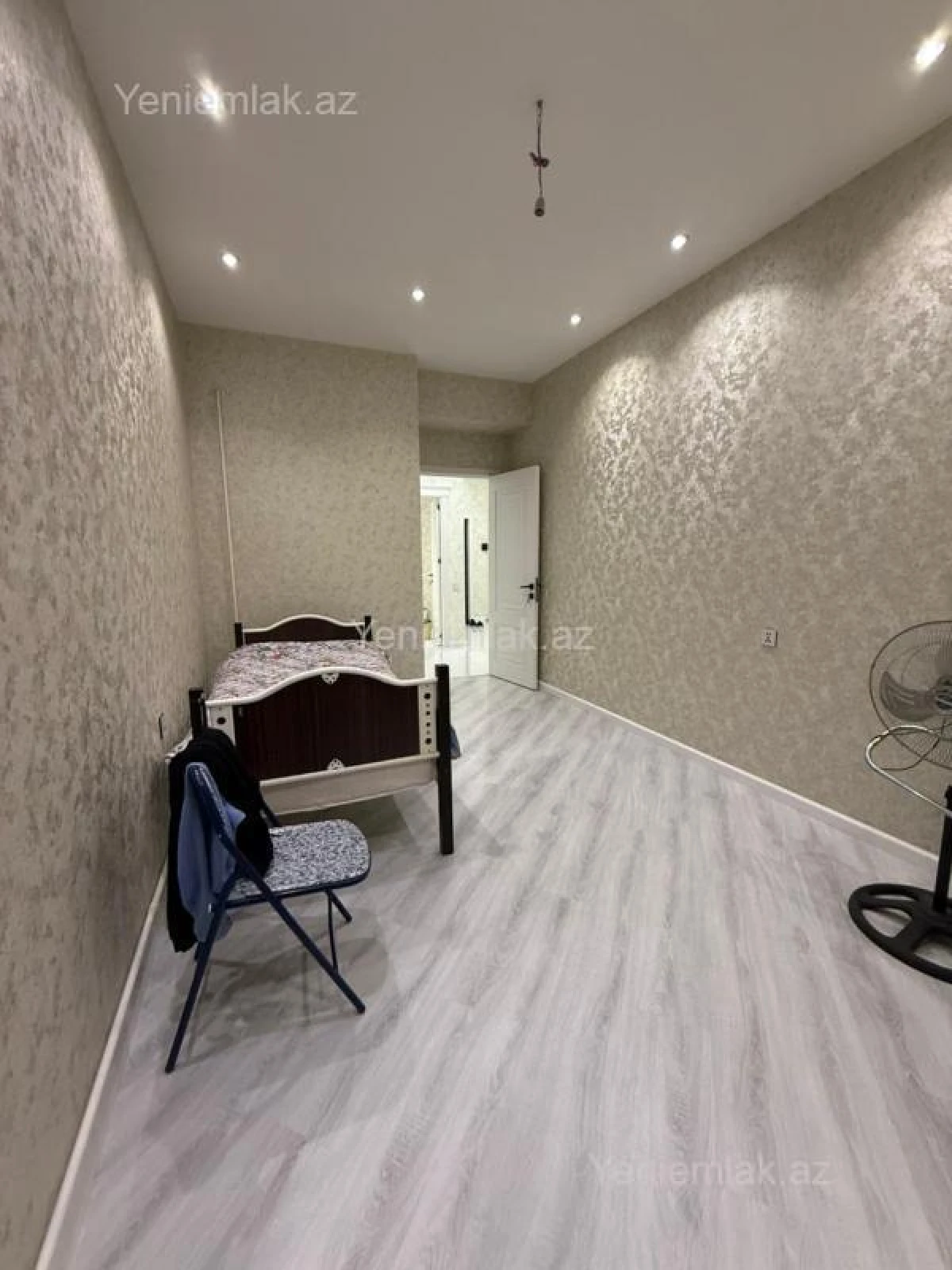 Satılır 2 otaqlı yeni tikili 70 m²