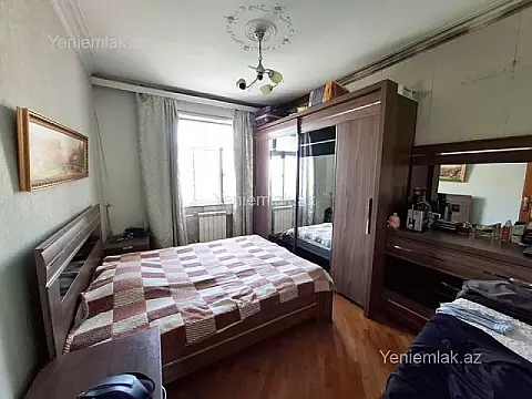 Satılır 3 otaqlı köhnə tikili 75 m²