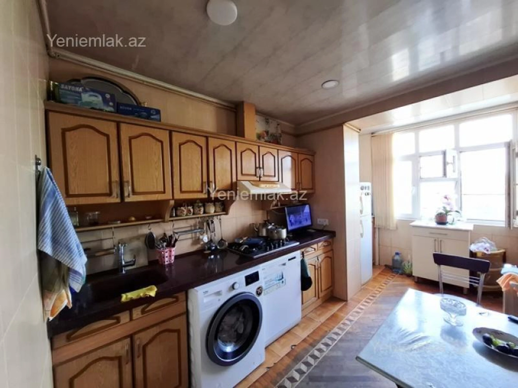 Satılır 3 otaqlı köhnə tikili 75 m²