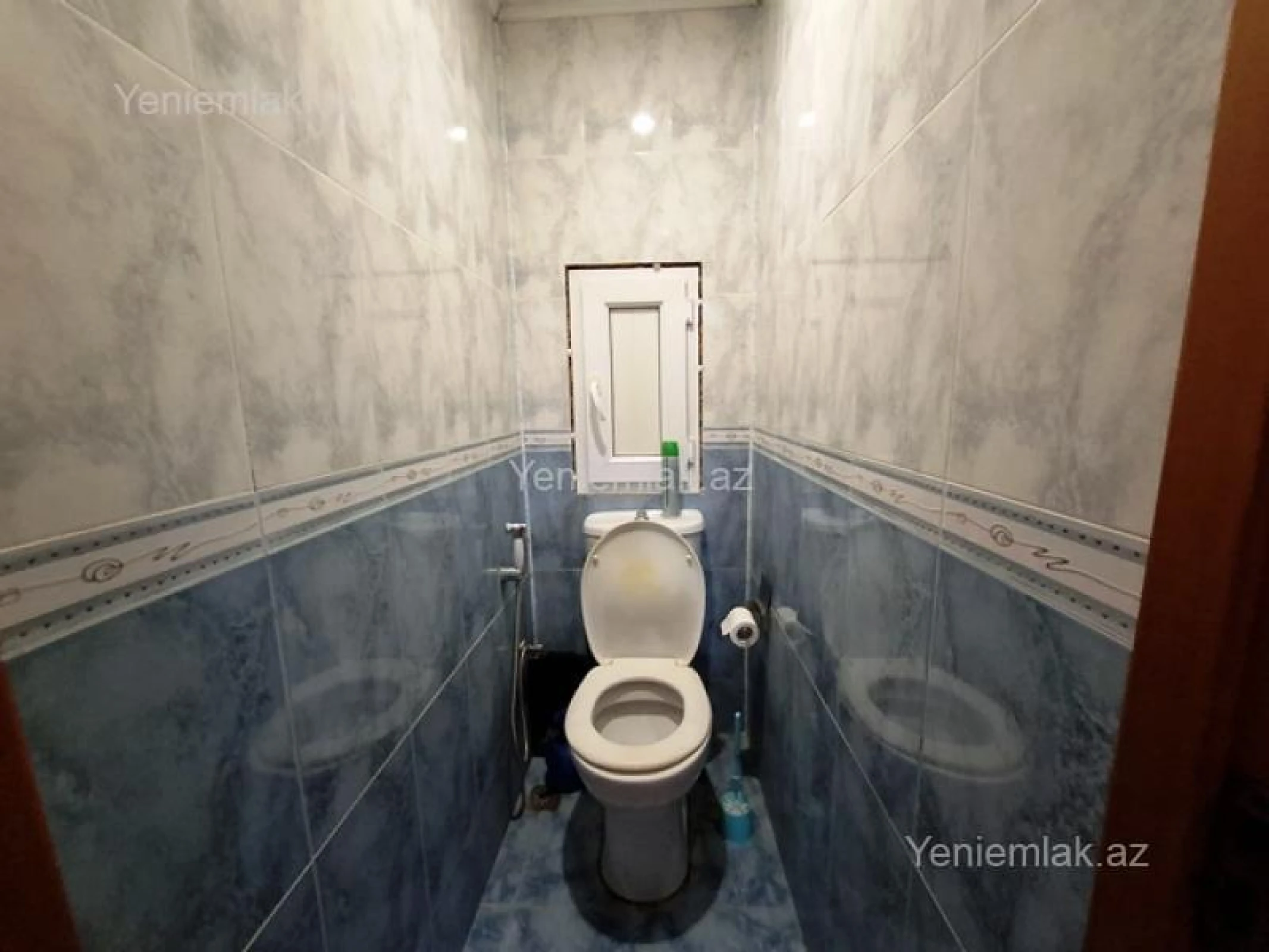 Satılır 3 otaqlı köhnə tikili 75 m²