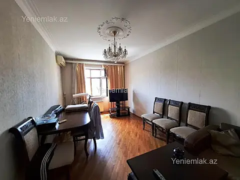 Satılır 3 otaqlı köhnə tikili 75 m² — Bakı, Nizami 3 otaq 75.00 m²