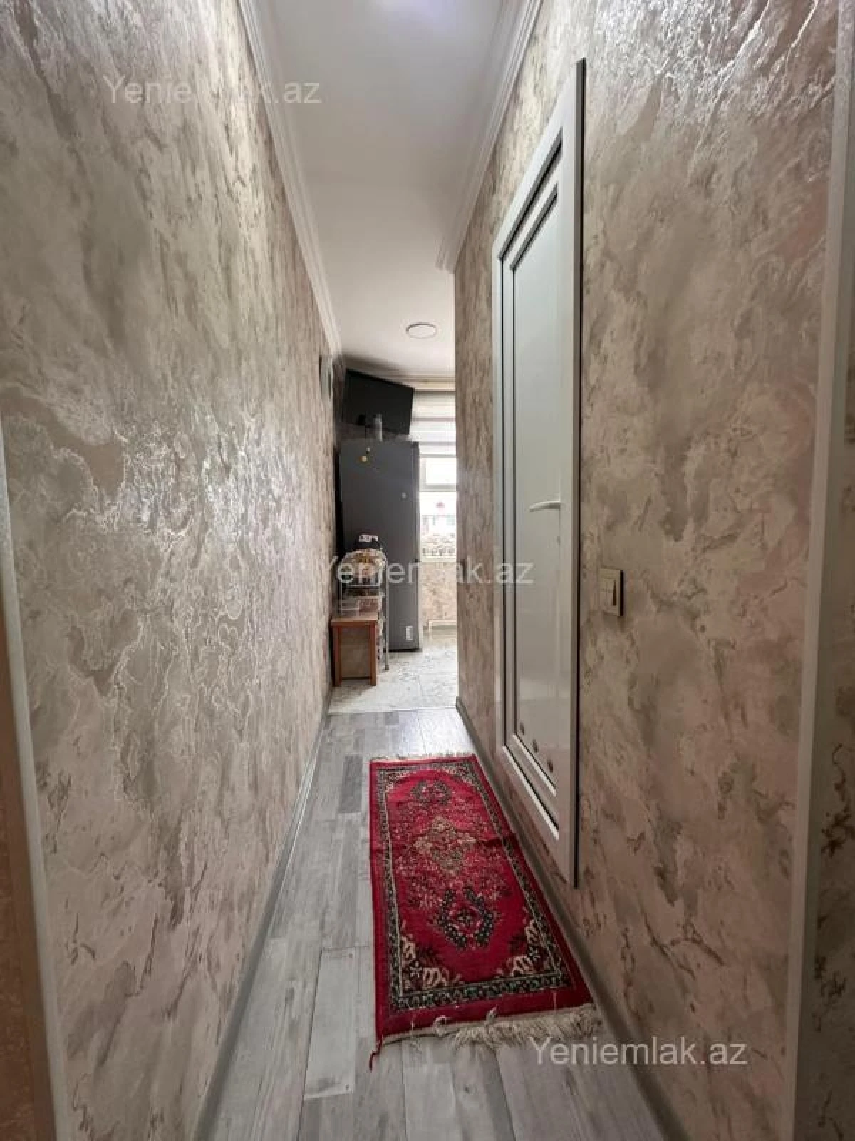 Satılır 2 otaqlı köhnə tikili 50 m²