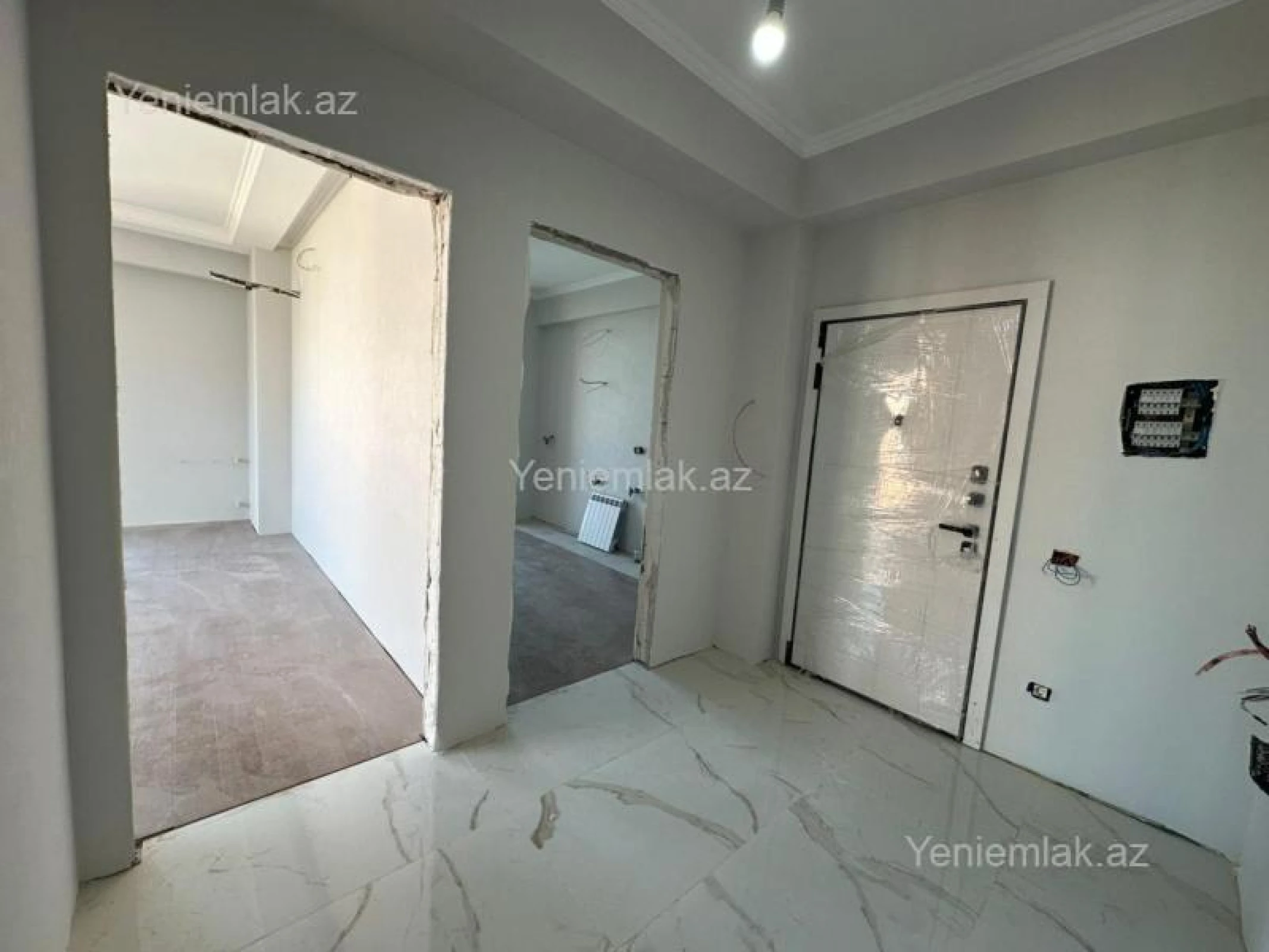 Satılır 3 otaqlı yeni tikili 85.7 m²