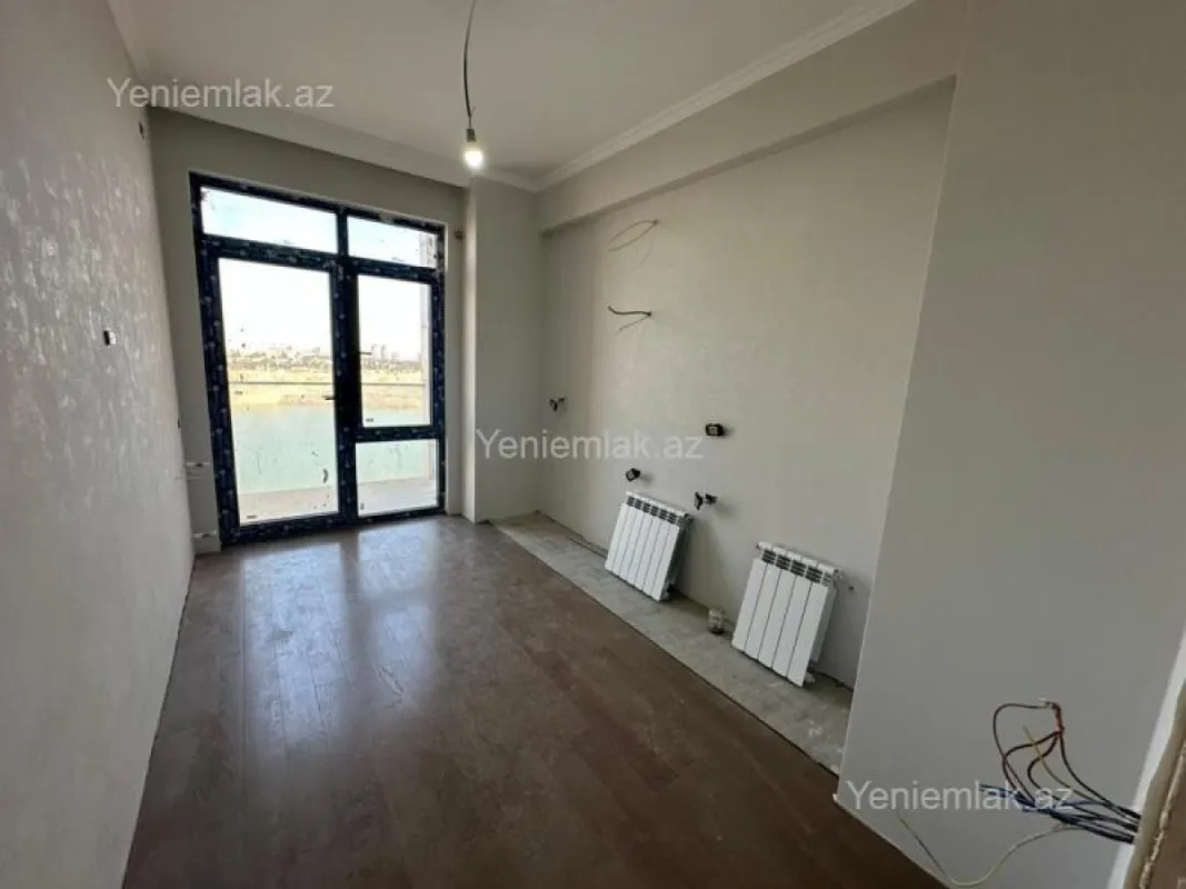 Satılır 3 otaqlı yeni tikili 85.7 m²