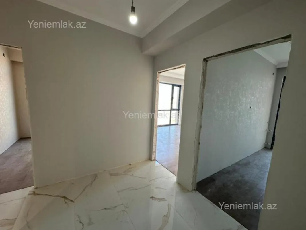 Satılır 3 otaqlı yeni tikili 85.7 m²