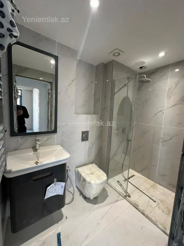 Satılır 3 otaqlı yeni tikili 85.7 m²