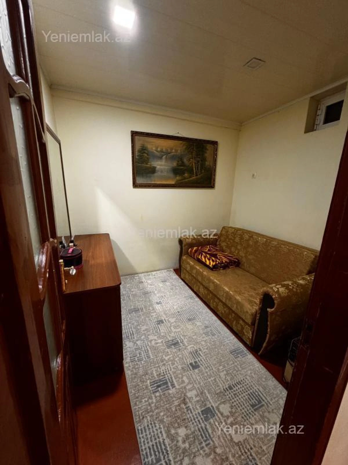 Satılır 3 otaqlı köhnə tikili 42 m²