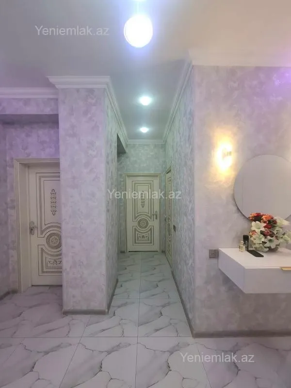 Satılır 3 otaqlı yeni tikili 78 m²