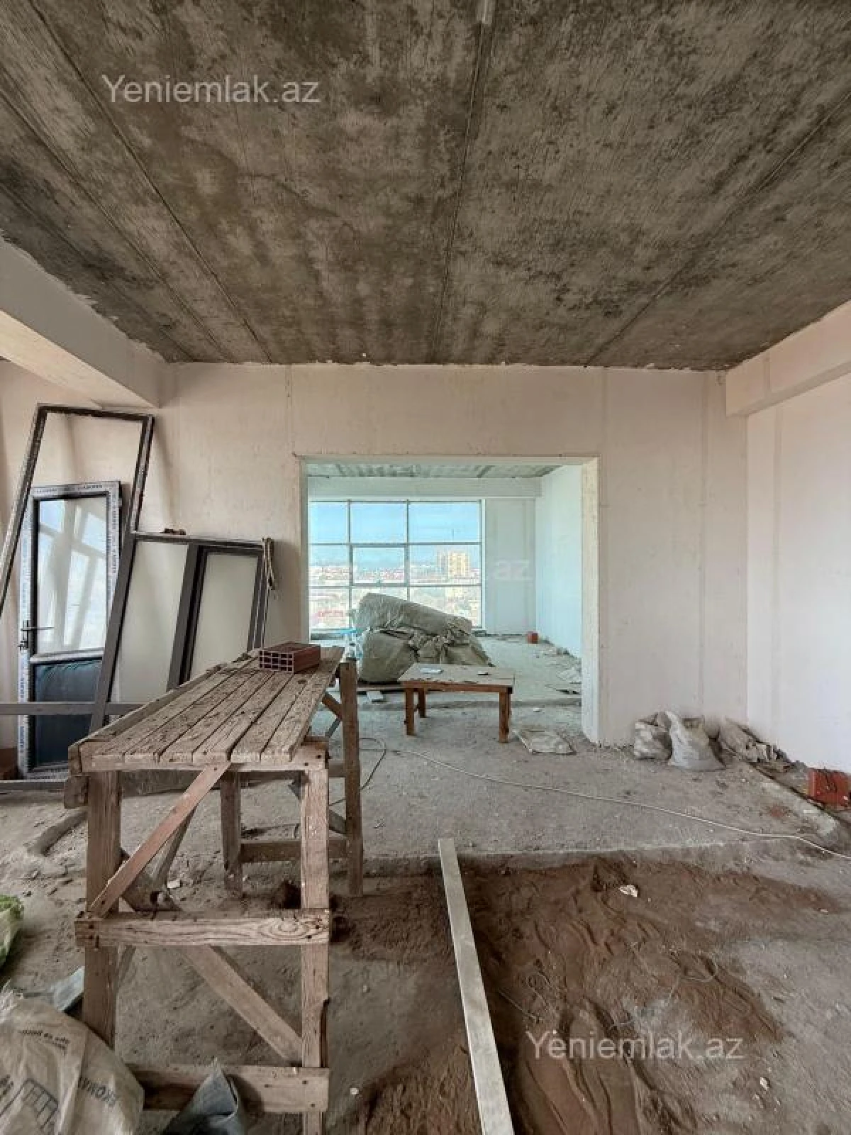 Satılır 3 otaqlı yeni tikili 135 m²