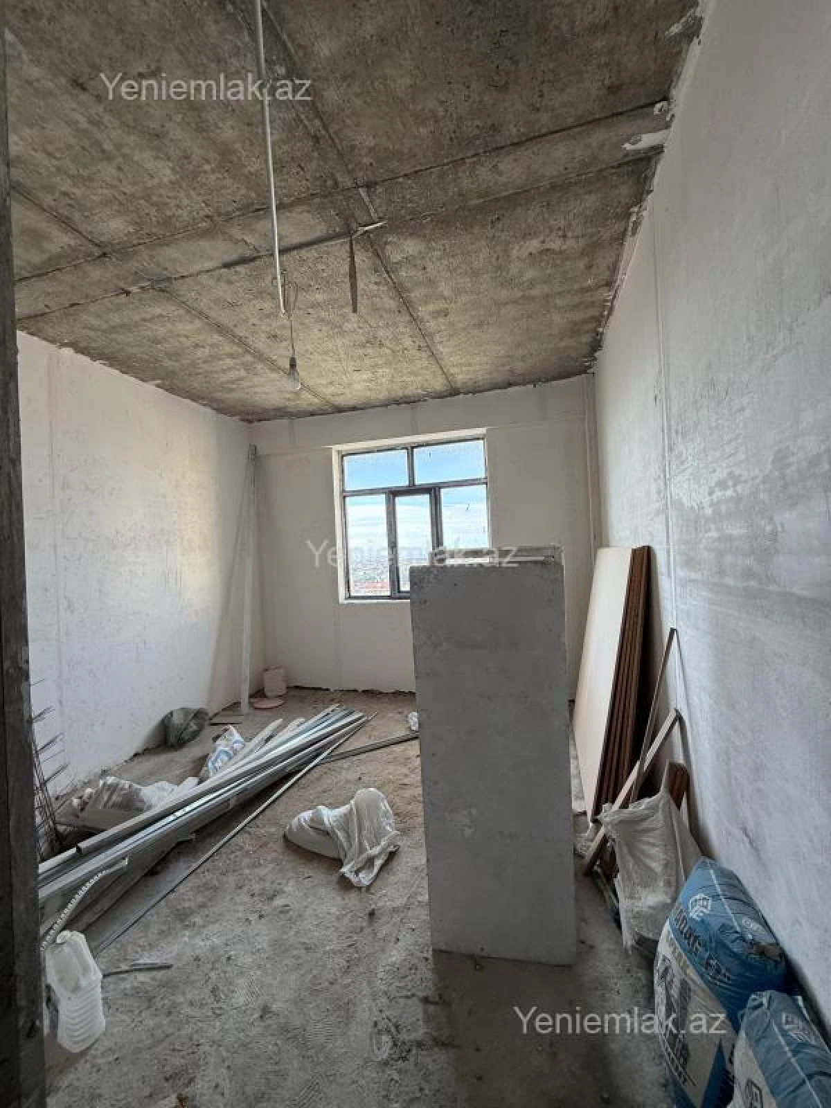 Satılır 3 otaqlı yeni tikili 135 m²