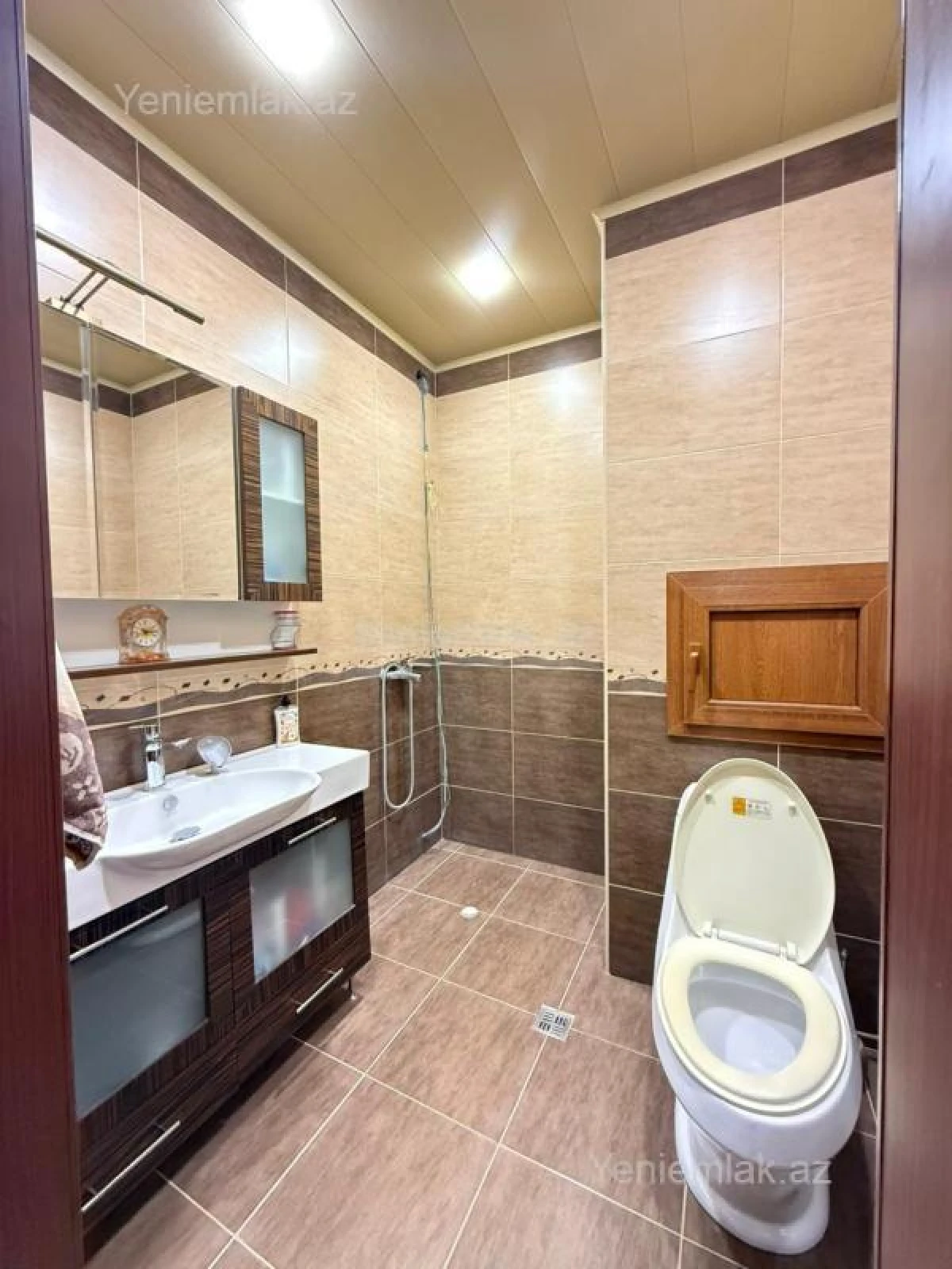Satılır 3 otaqlı köhnə tikili 80 m²