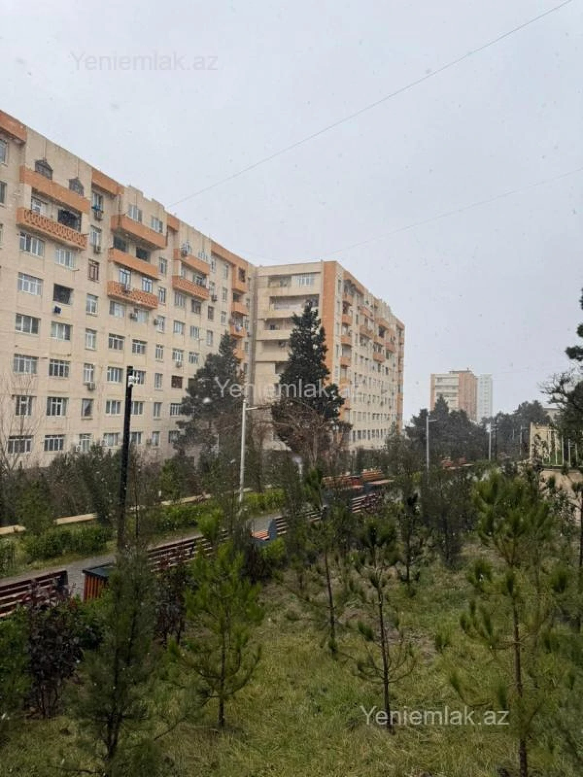 Satılır 3 otaqlı köhnə tikili 80 m²