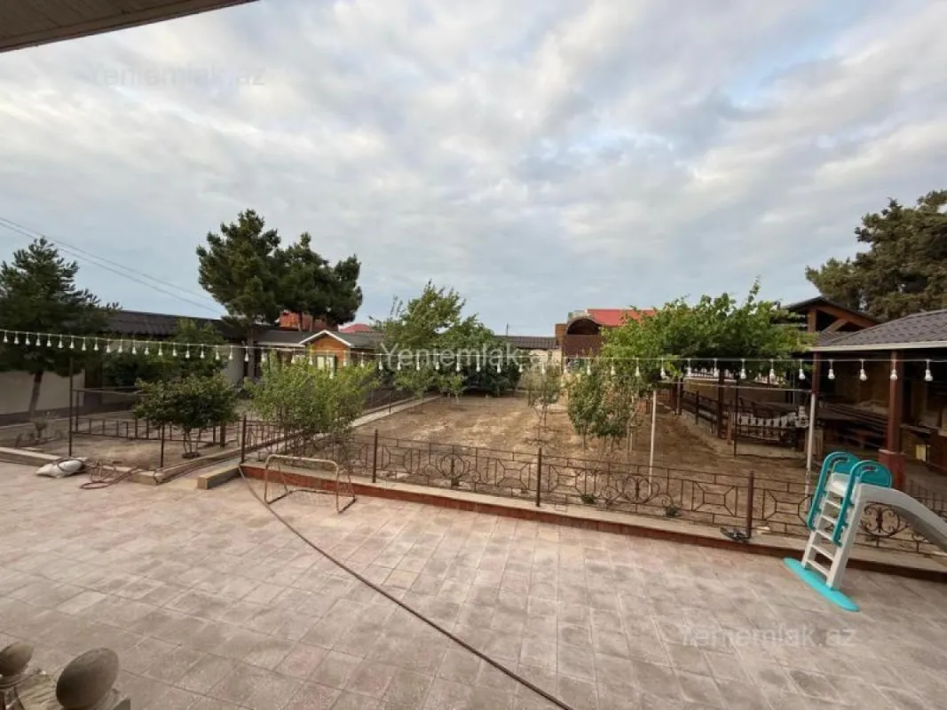 Satılır 4 otaqlı həyət evi 120 m²
