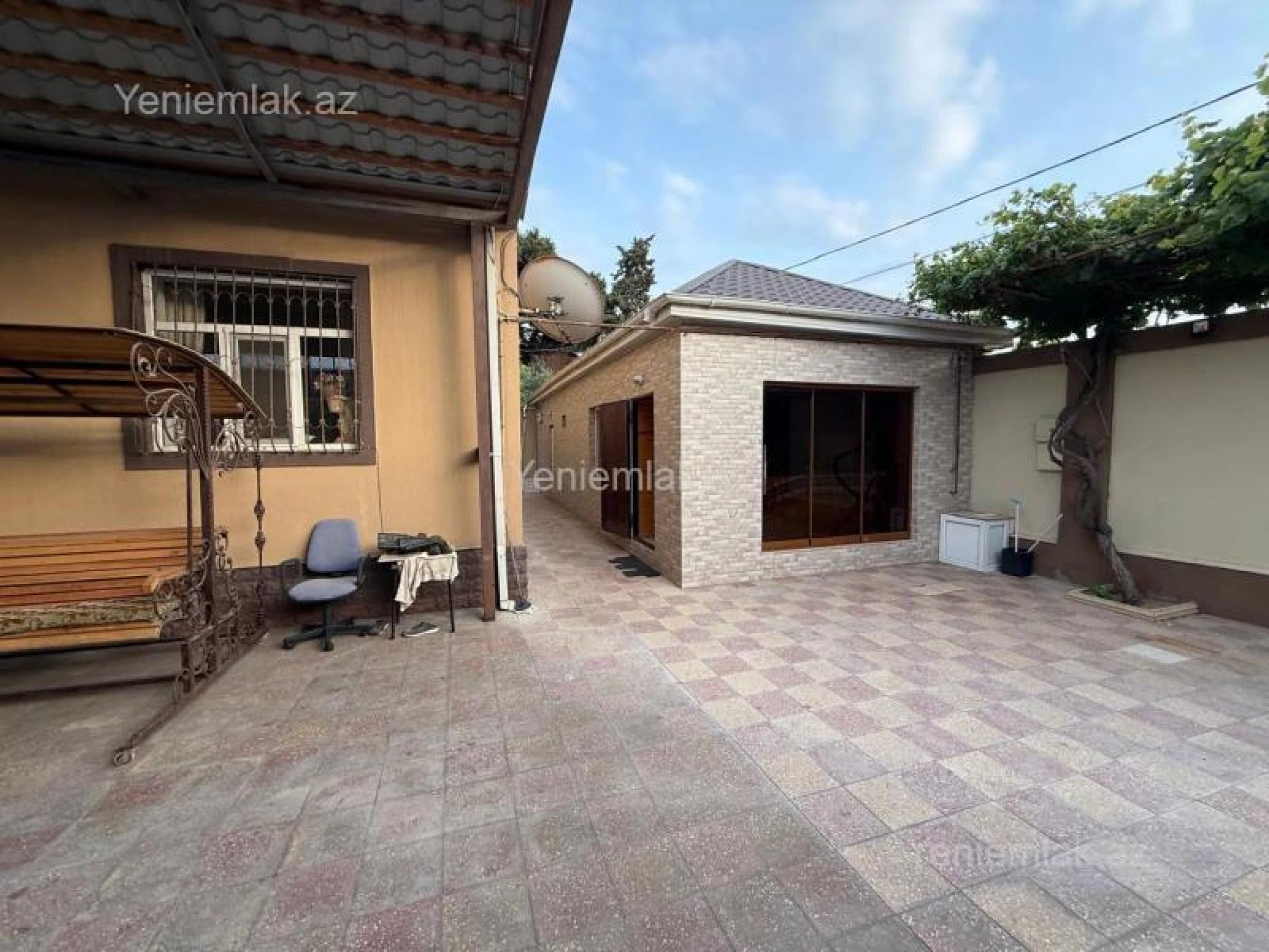 Satılır 4 otaqlı həyət evi 120 m²