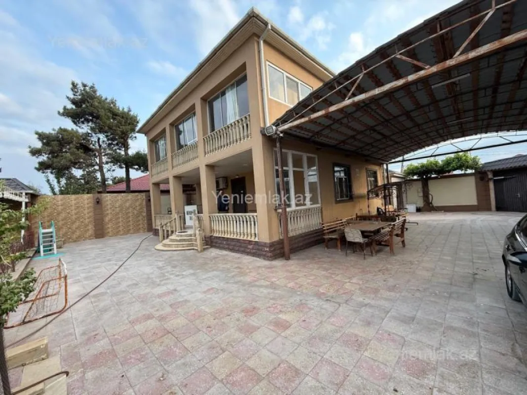 Satılır 4 otaqlı həyət evi 120 m²