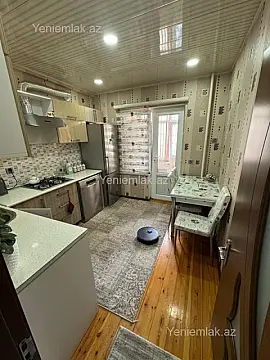 Satılır 2 otaqlı köhnə tikili 55 m²