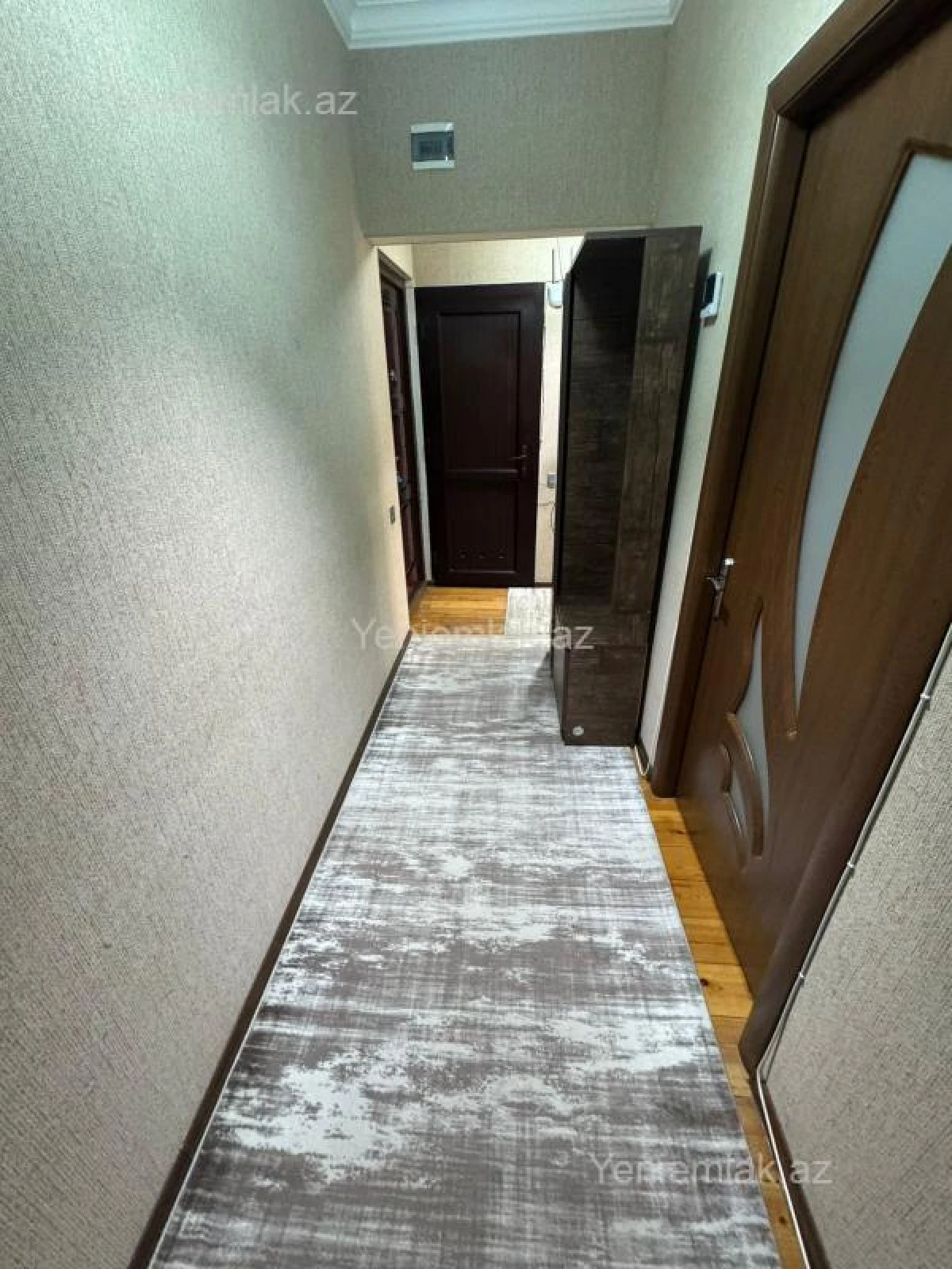 Satılır 2 otaqlı köhnə tikili 55 m²