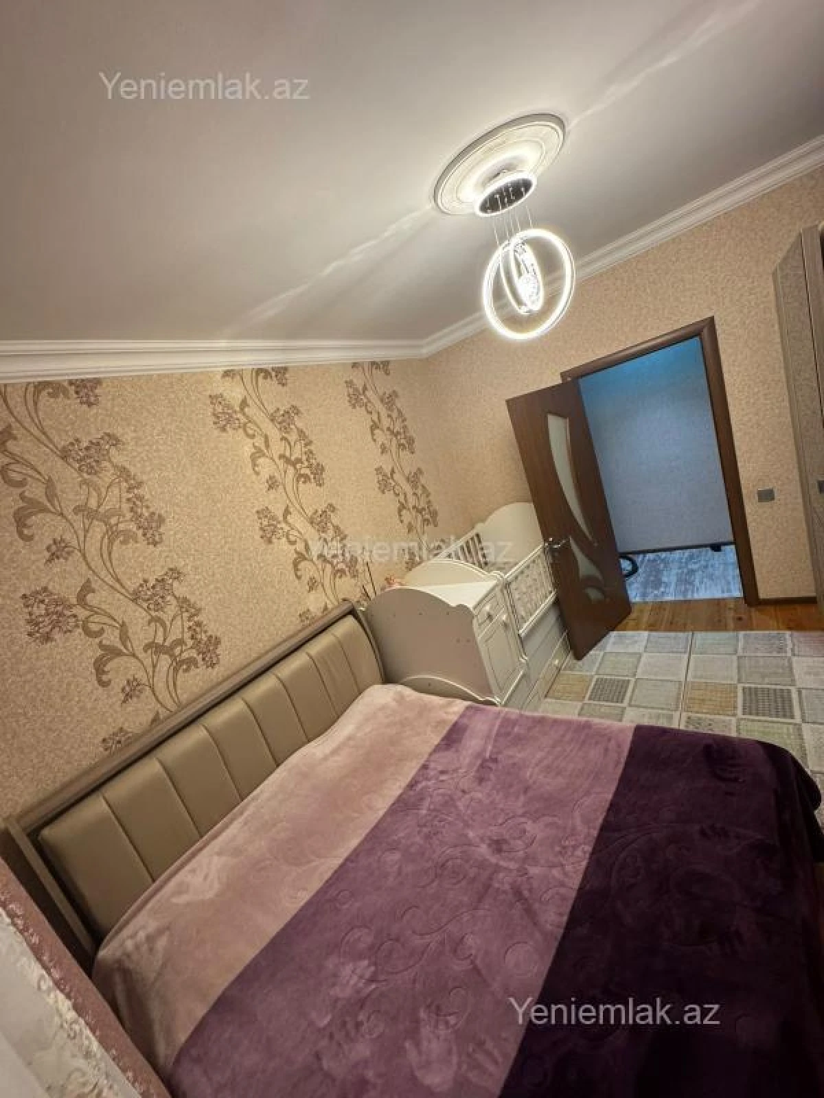 Satılır 2 otaqlı köhnə tikili 55 m²