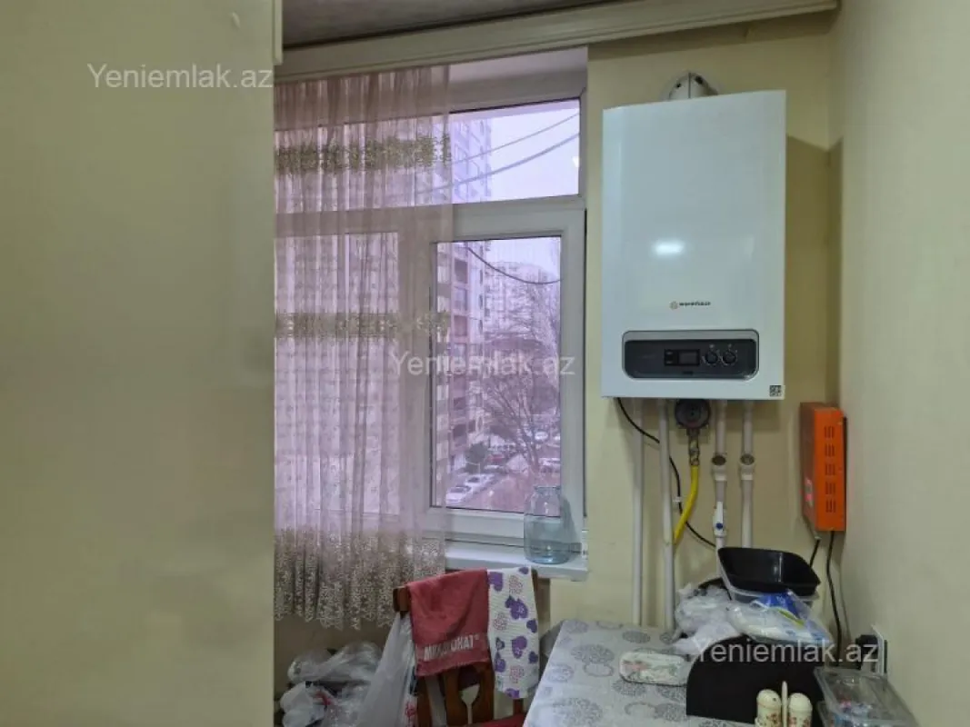 Satılır 2 otaqlı köhnə tikili 50 m²