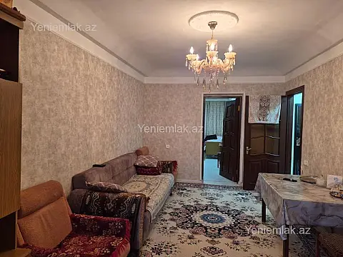 Satılır 2 otaqlı köhnə tikili 50 m²