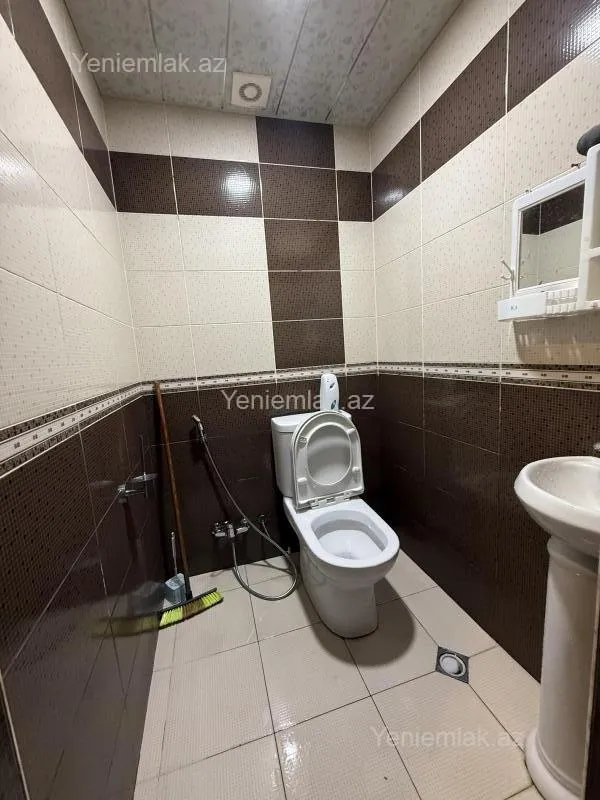 Satılır 3 otaqlı yeni tikili 128 m²