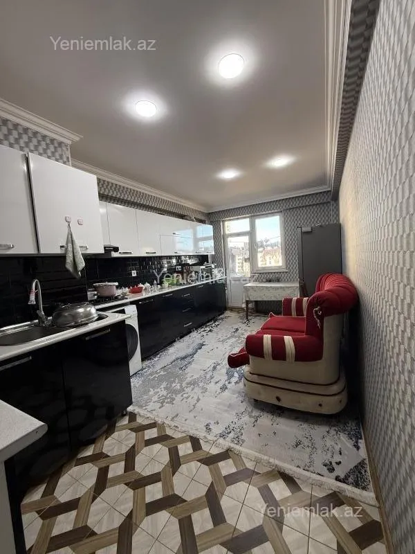 Satılır 3 otaqlı yeni tikili 128 m²