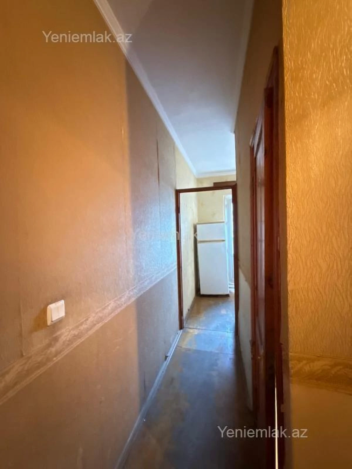 Satılır 1 otaqlı köhnə tikili 50 m²