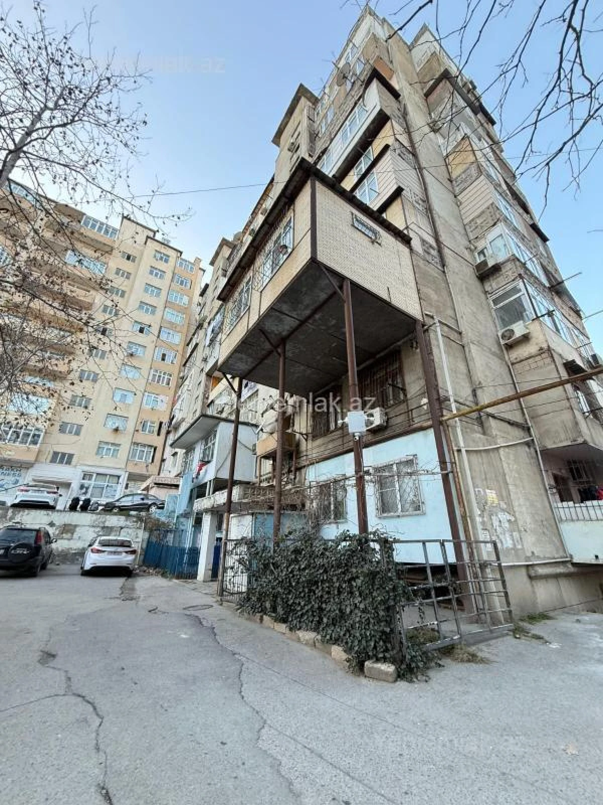 Satılır 1 otaqlı köhnə tikili 50 m²
