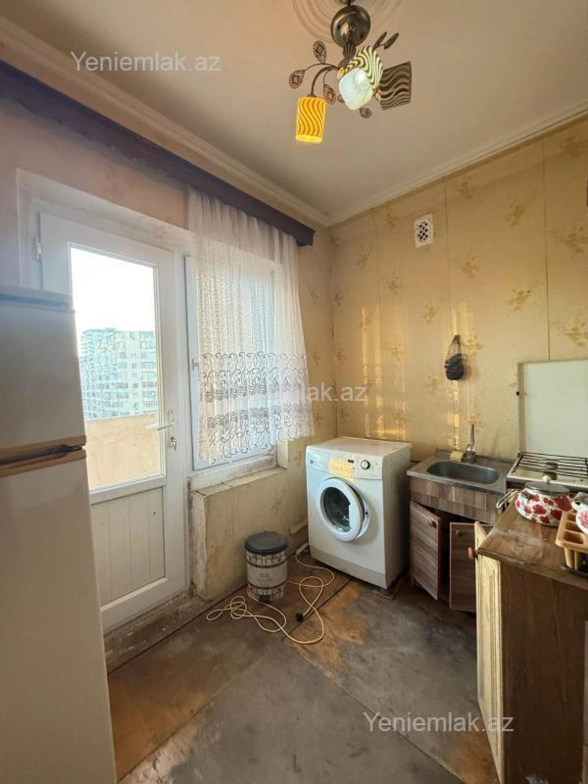 Satılır 1 otaqlı köhnə tikili 50 m²